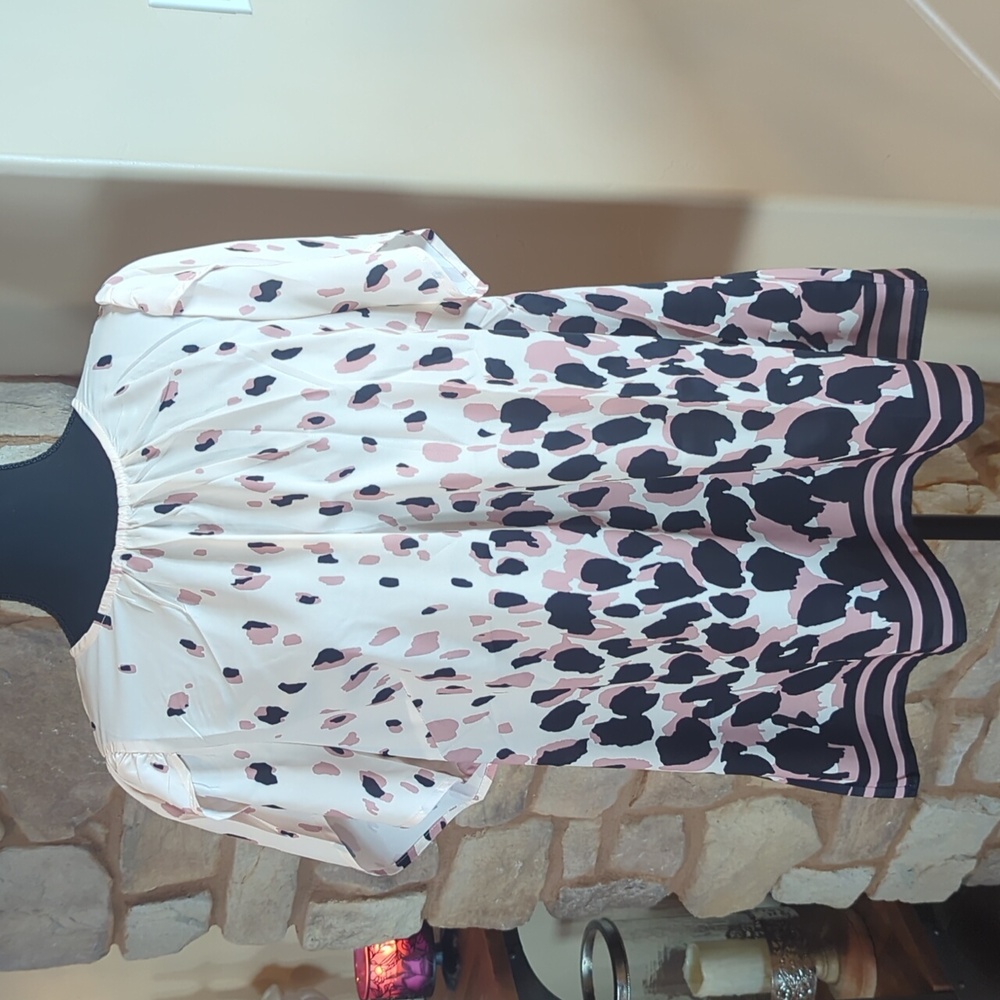 NWT BloomChic Leopard print blouse